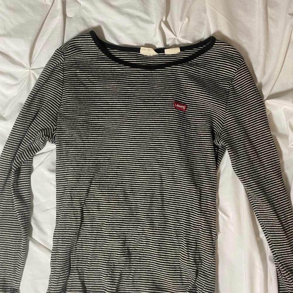 Levi top